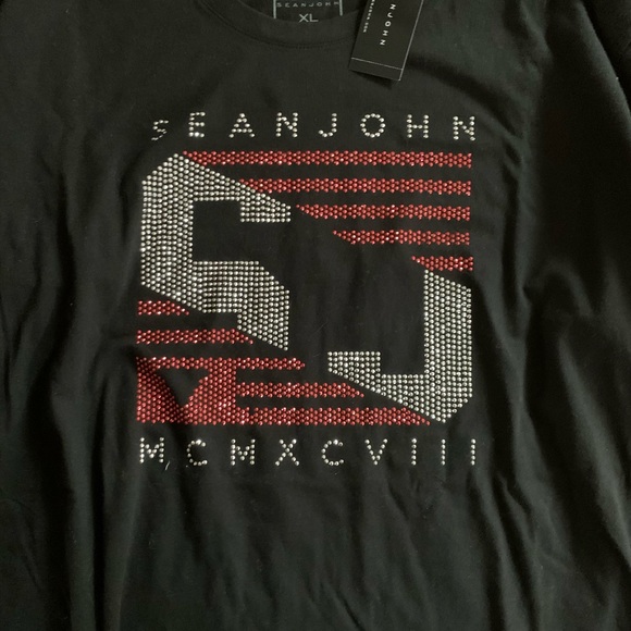 Brand new Sean John women’s t-shirt XL - Picture 2 of 2